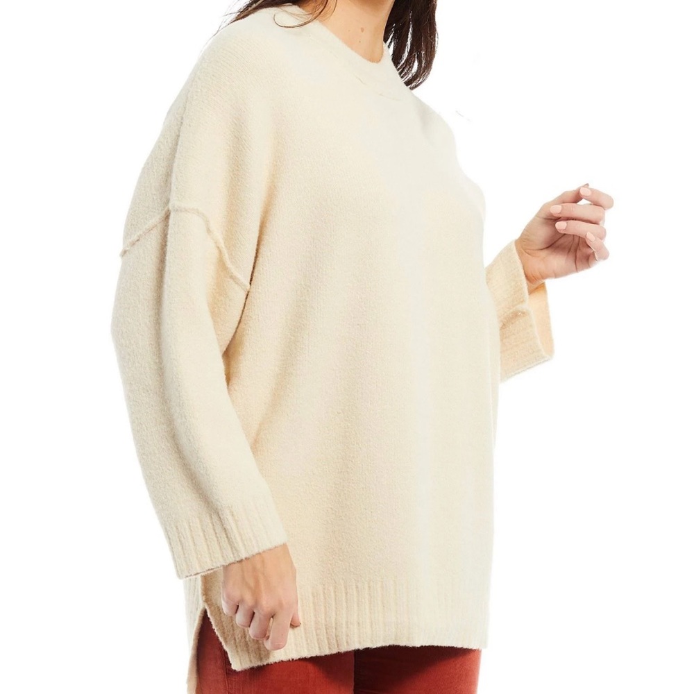 Free people sweater sz small